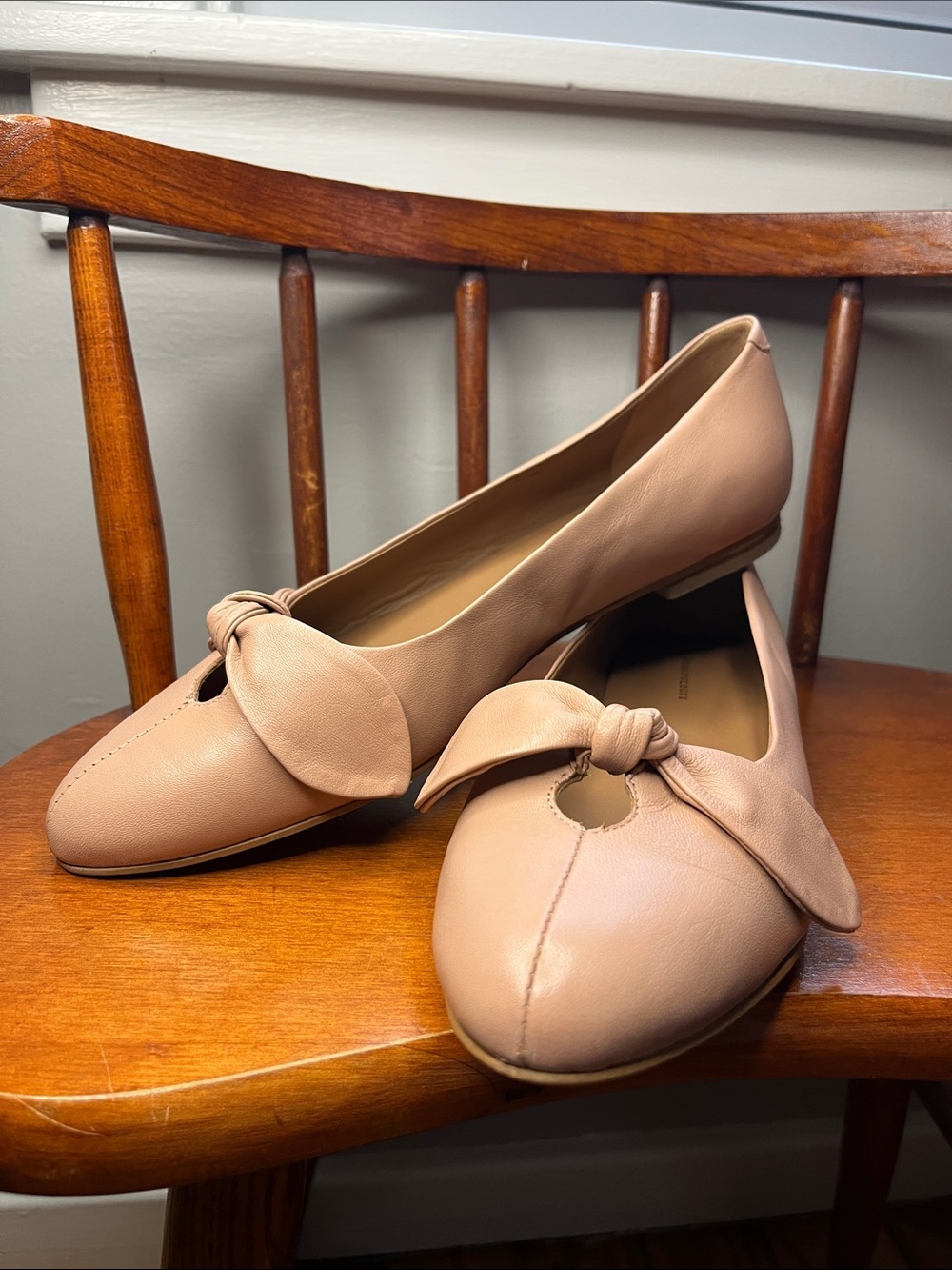 Anthropologie Pink Leather Ballet Flats Bow Detail Size 41